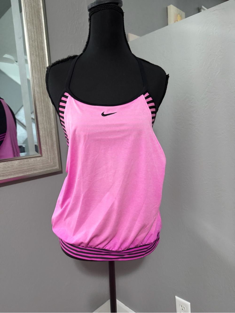 Nike Layered Drape Racerback Tankini Top Pink Striped Athletic Swim Size Medium - Picture 3 of 7